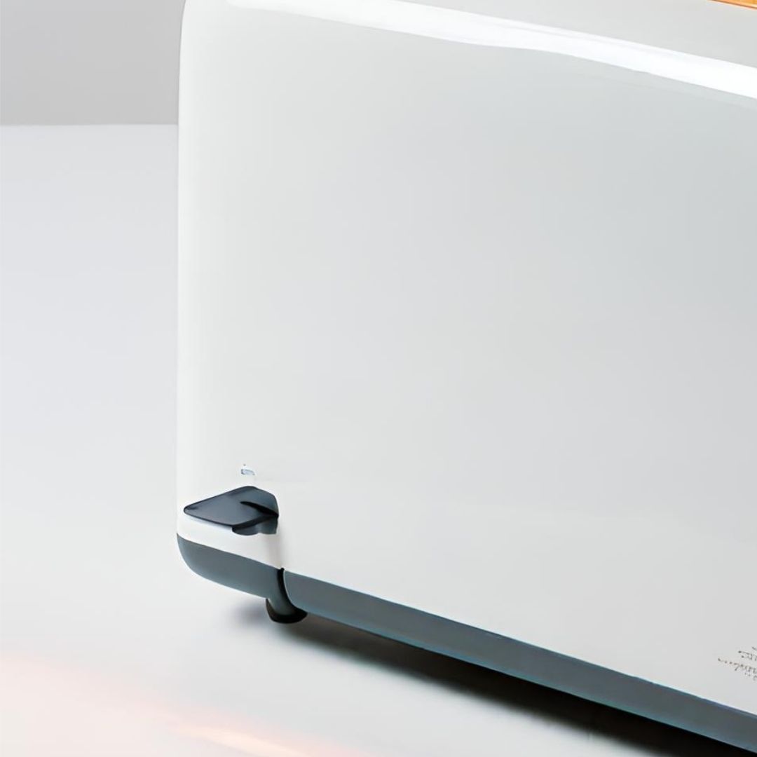 Efficient 2-Slice Toaster, view 3